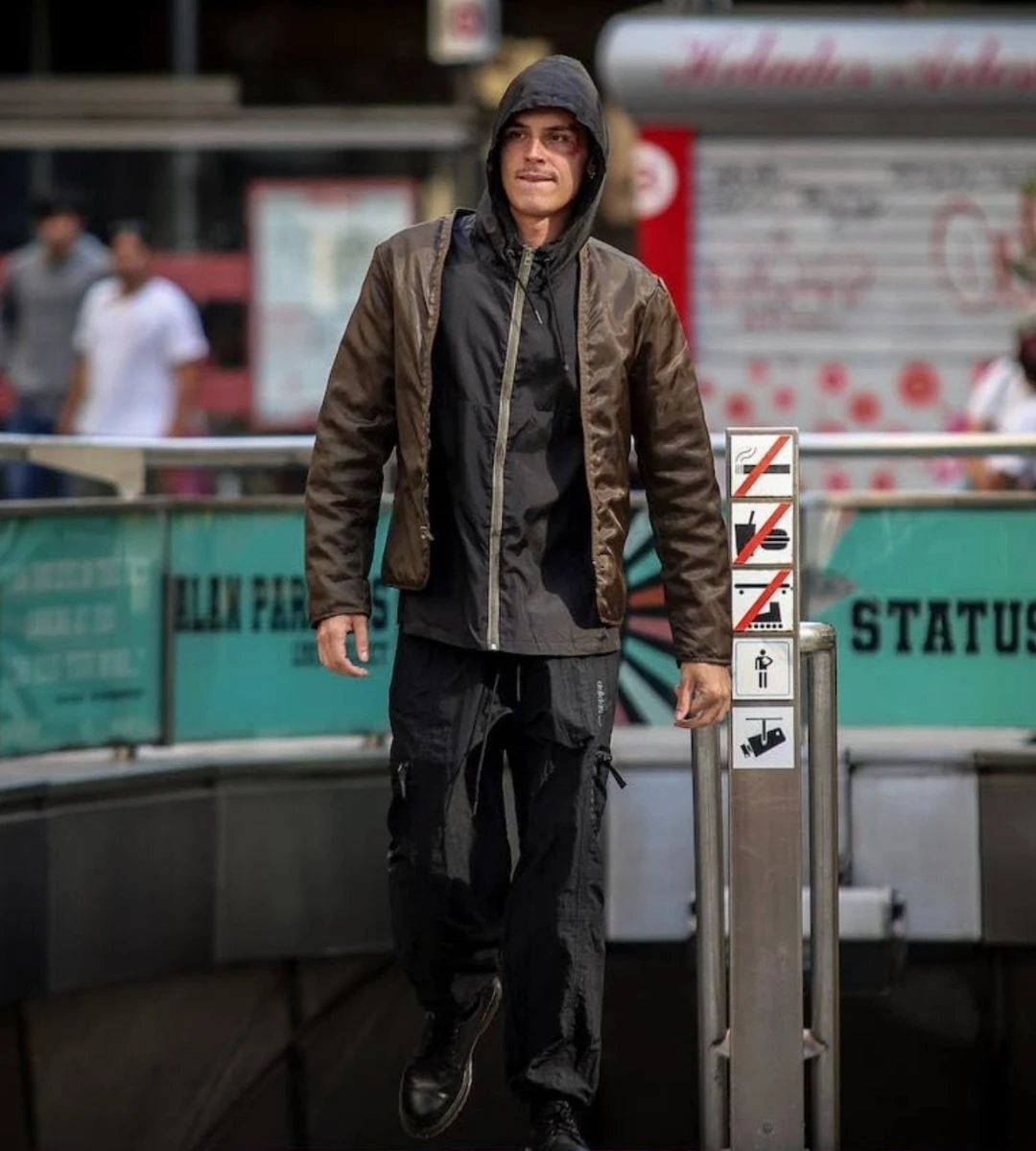 Aarón Piper in the Cast of In Silence Spanish Netflix Series