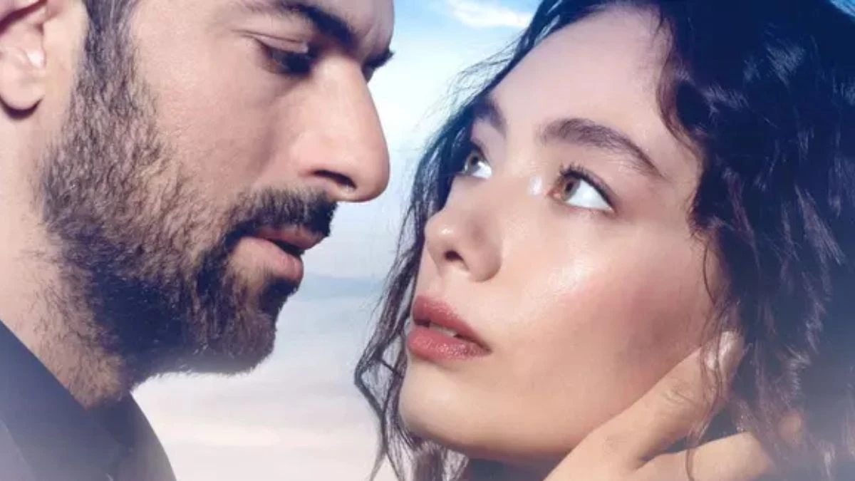  Engin Akyürek Old Money