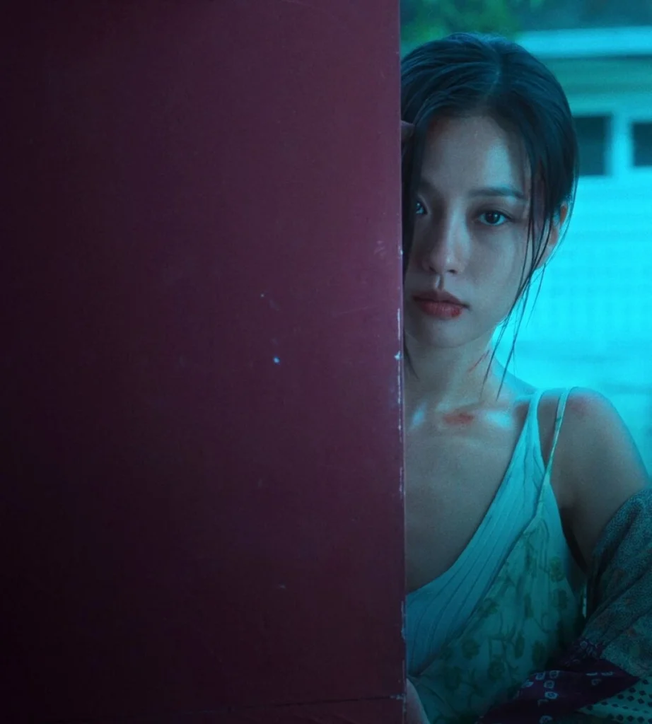 Go Min-si in The Frog (2024) on Netflix