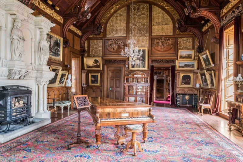 All the locations of Frankenstein, del Toro's film on Netflix, which is dominating the Top 10 in 85 countries worldwide.